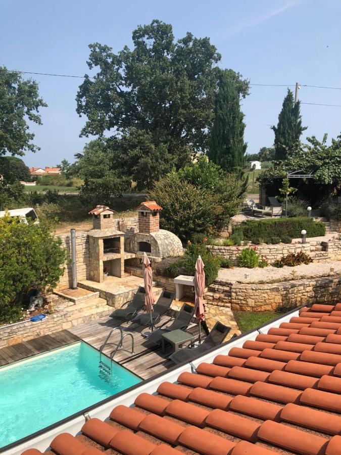 Casa Stefanie Villa Kaštelir Exterior foto