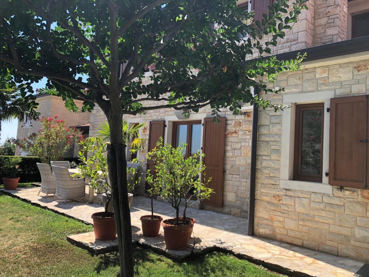 Casa Stefanie Villa Kaštelir Exterior foto